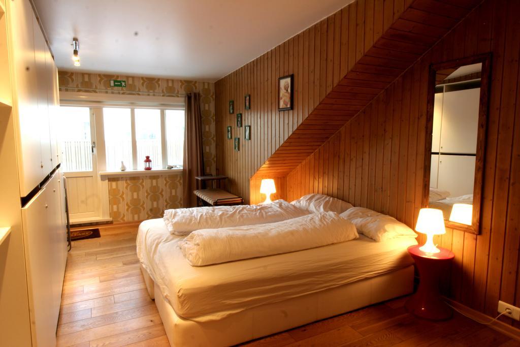 Our House Guesthouse เรคยาวิก ภายนอก รูปภาพ