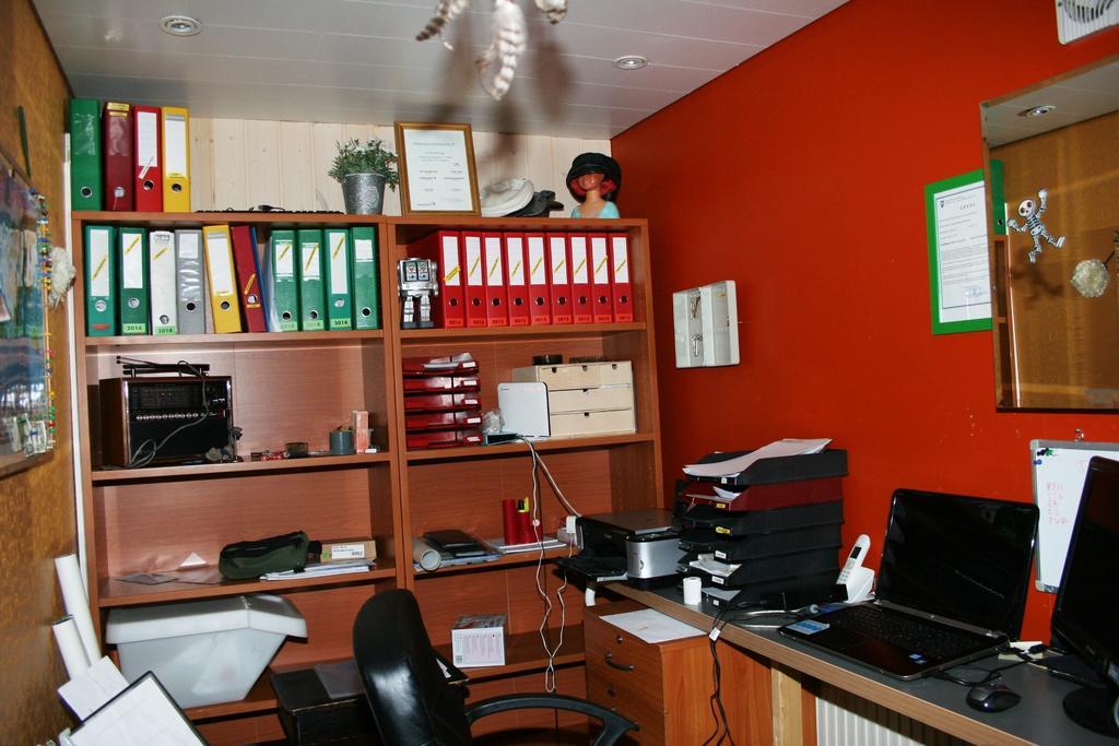 Our House Guesthouse เรคยาวิก ภายนอก รูปภาพ